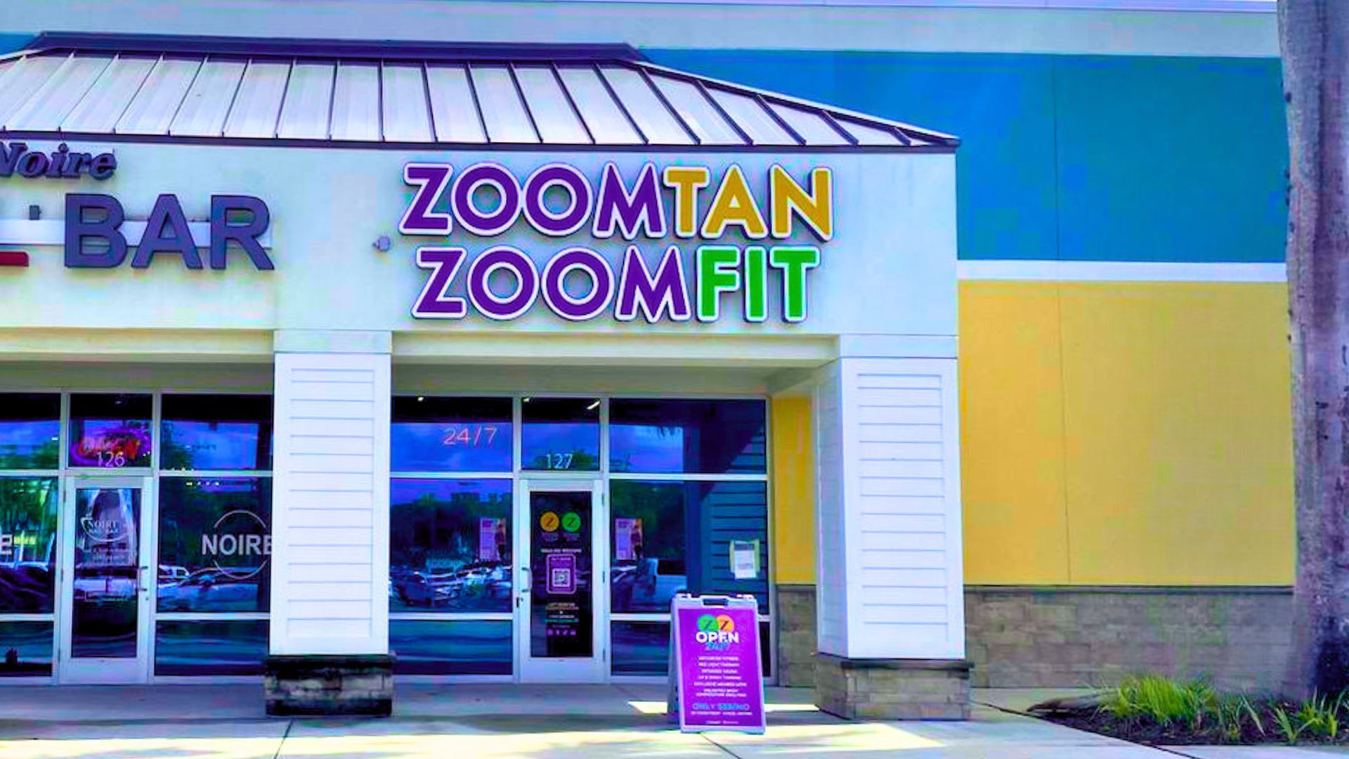 Zoom Fit Store Front In Naples, FL